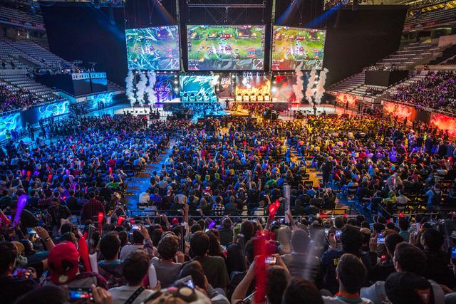 国足积分垫 国足积分垫