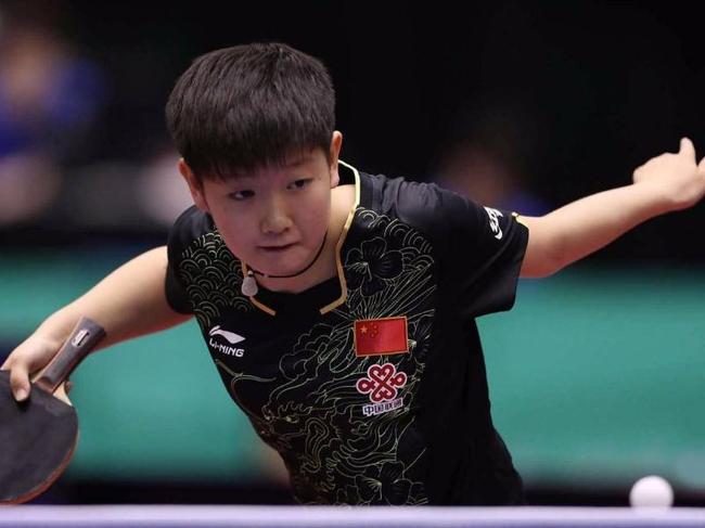 的超级长人 的超级长人